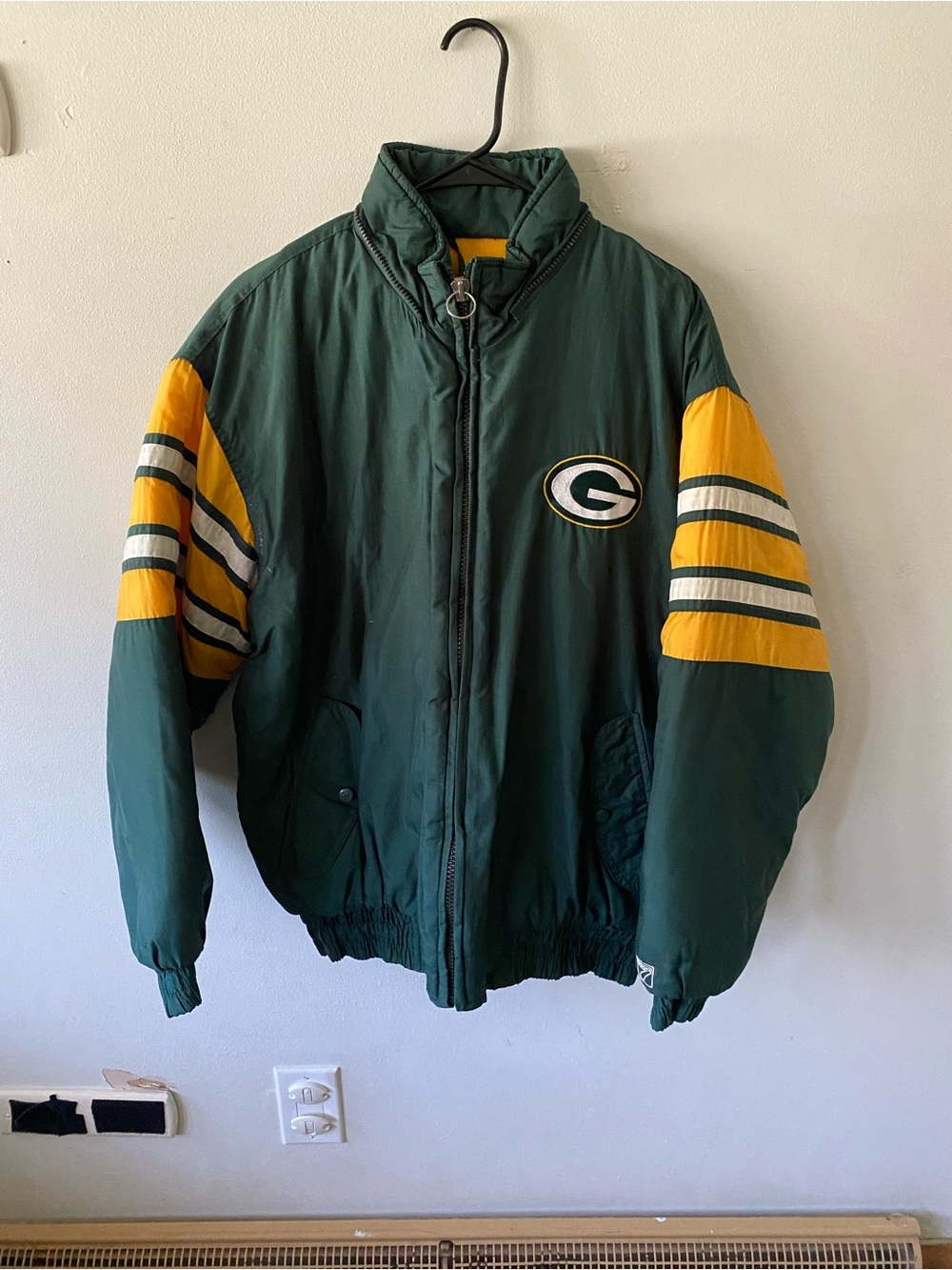 LOGO 7 Vintage Green Bay Packers jacket